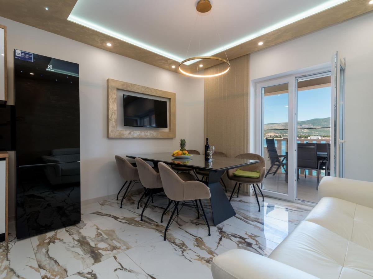 Apartment Mornar-3 By Interhome Трогир Экстерьер фото